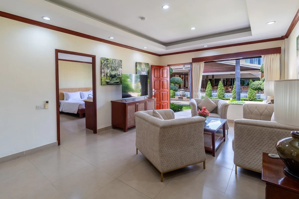 thaigardenresort-pattaya-deluxe-accessible-junior-suite-living-room thaigardenresort-pattaya-deluxe-accessible-junior-suite-living-room